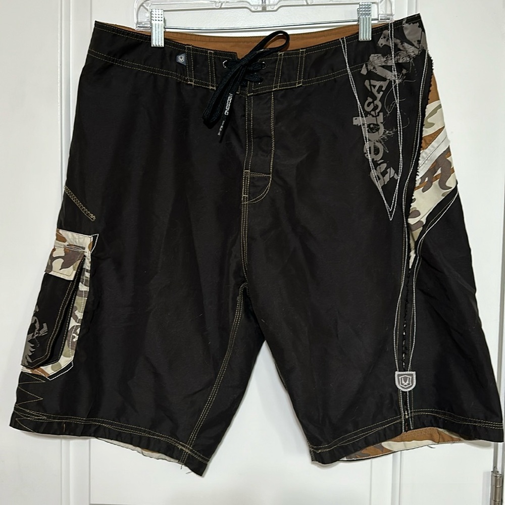 Red Sand Swim Trunks. Men’s Size 36